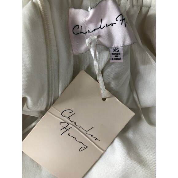 Charles Henry Dress Off The Shoulder Ruffle Overlay Mini Ivory White NWT XS - Picture 7 of 10